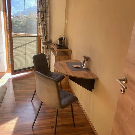 Zaglmayr Apartment